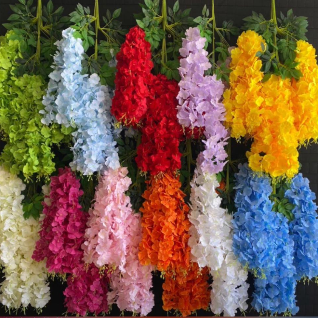 The artificial Wisteria garland is evergreen & the silky leaves are dense & will not easily be damaged or faded. These garlands for residential decoration.