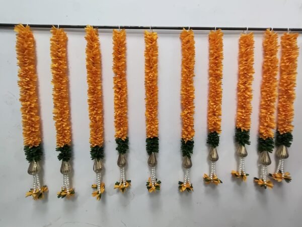 Gajra Cutting Hanging Ladi Set Of 10 Pieces, Height 2 Feet - Image 2