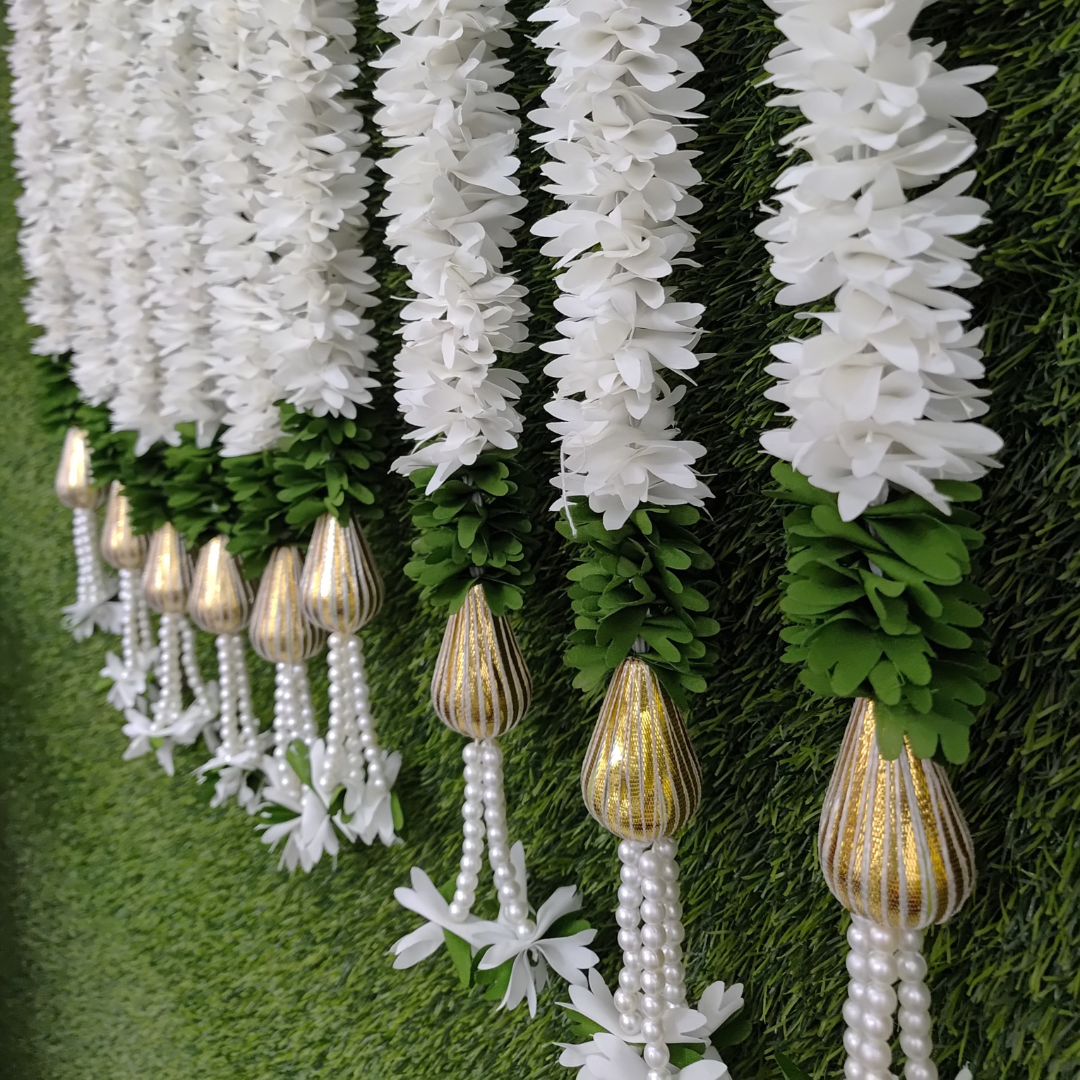 Gajra Cutting Hanging Ladi Set Of 10 Pieces, Height 2 Feet